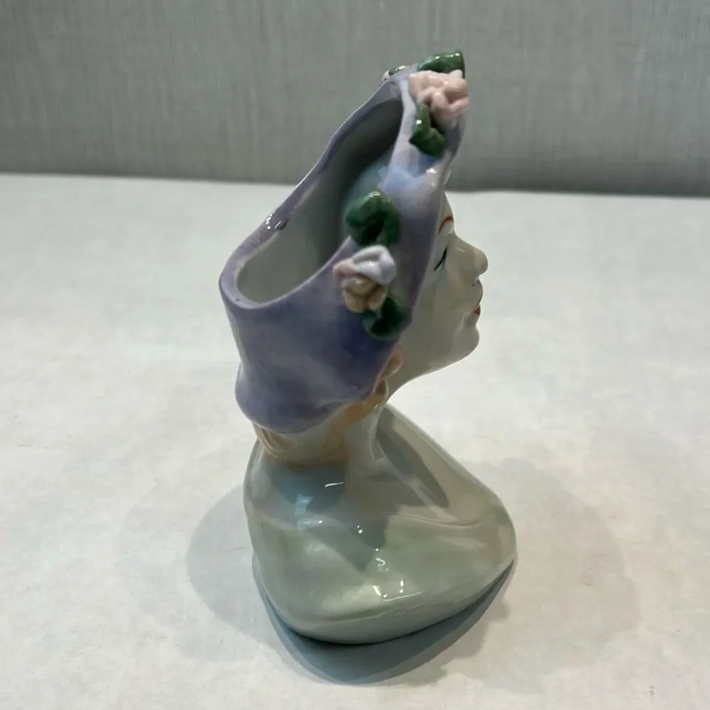 Vtg Lady Head Bust Vase Brush Holder Lilac Purple Hat Flowers